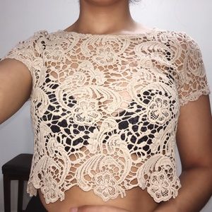 CUTE SUMMER CROP TOP!